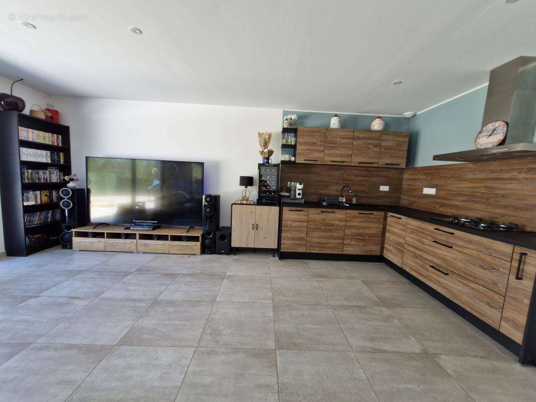 Villa contemporaine 138 m2 avec piscine   Plain-pied   Polle - photo 5
