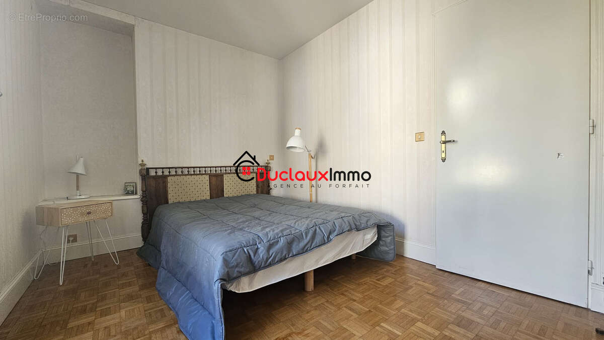 AURILLAC - Quartier très recherché - Immeuble en MONOPROPRIETE - photo 17