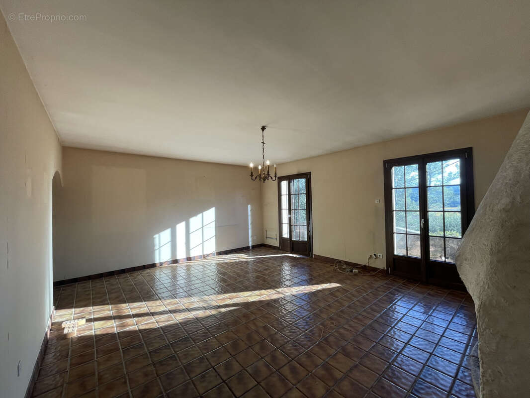 Maison à MONTFORT-SUR-ARGENS