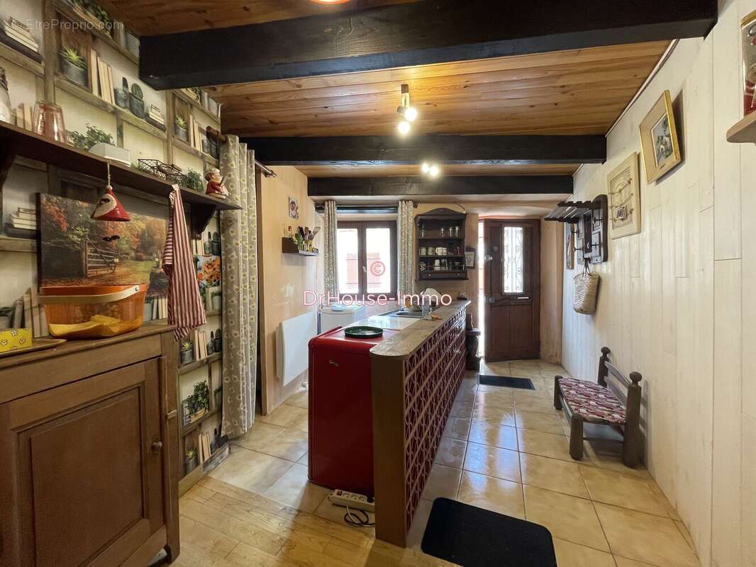 Maison à VERNOUX-EN-VIVARAIS