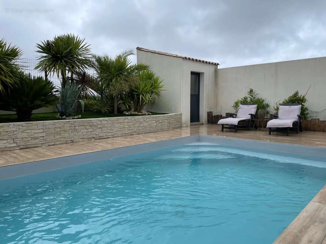 Maison à AIGREFEUILLE-D&#039;AUNIS