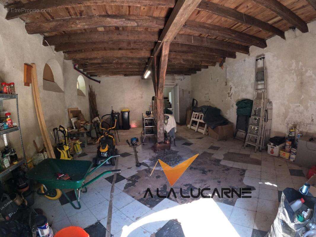 Maison à VILLAC
