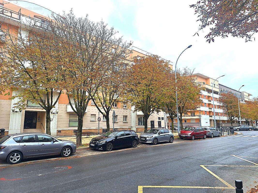 Appartement à BONNEUIL-SUR-MARNE