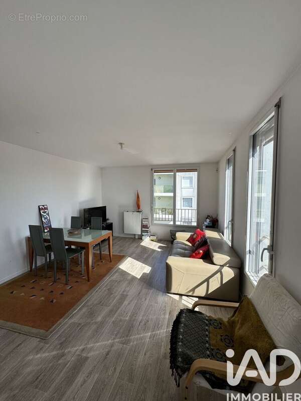 Photo 6 - Appartement à RIS-ORANGIS