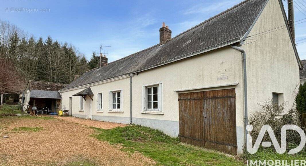 Photo 1 - Maison à YVRE-LE-POLIN