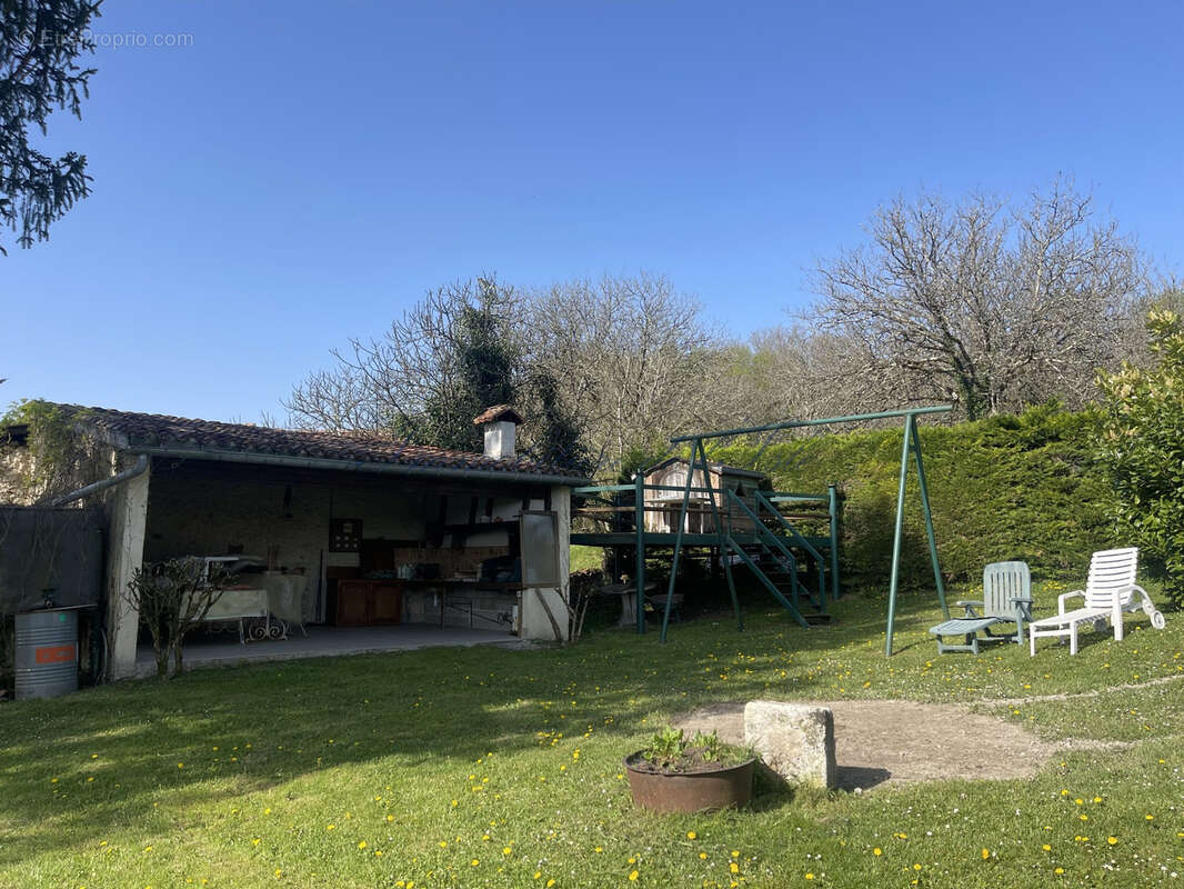 Maison à CHANTERAC