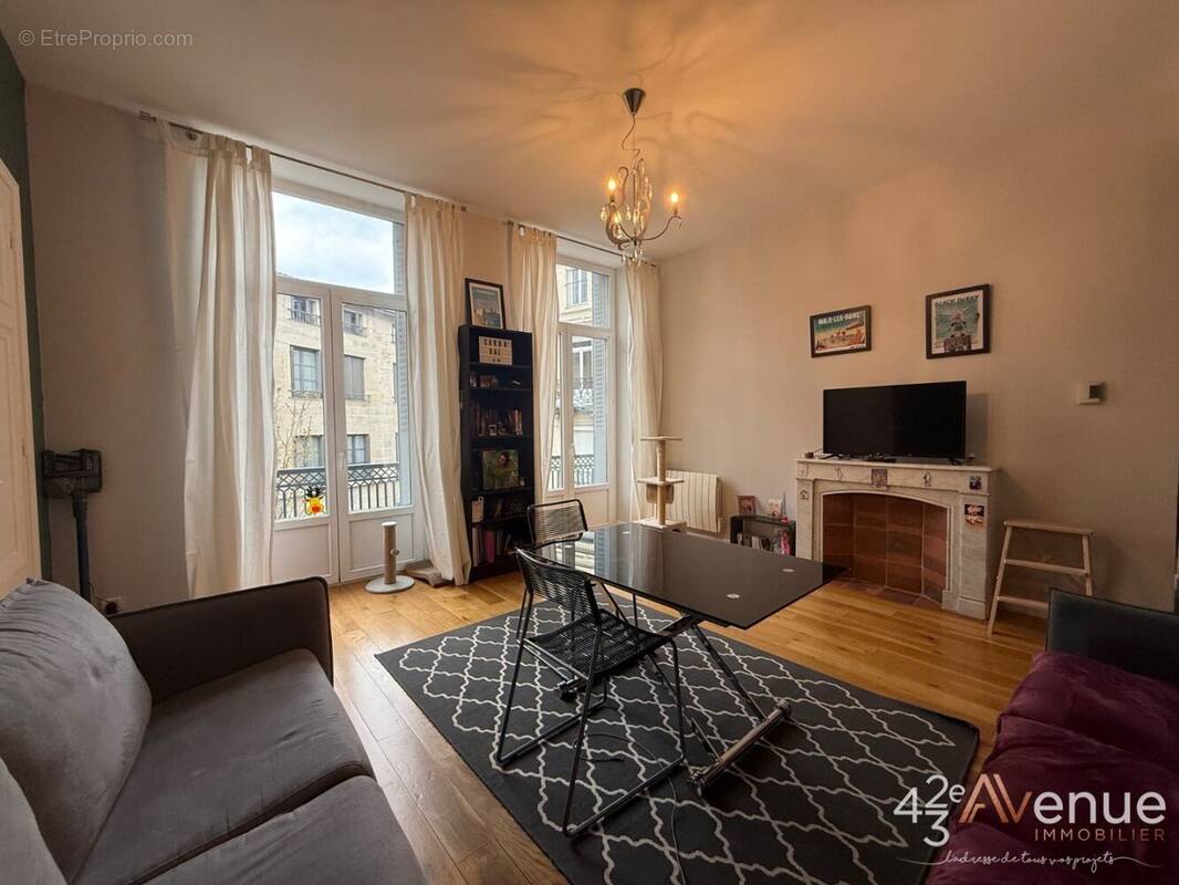 Appartement à SAINT-ETIENNE