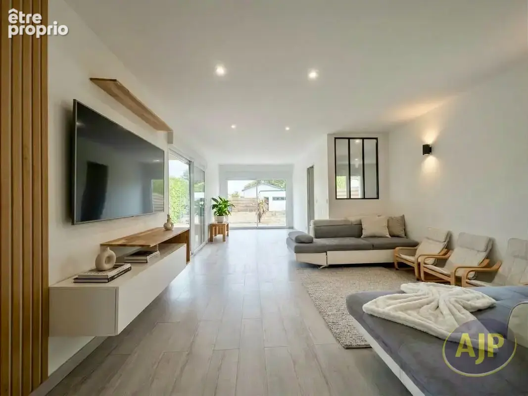 Maison contemporaine, 4 chambres et 1 bureau ! - photo 2