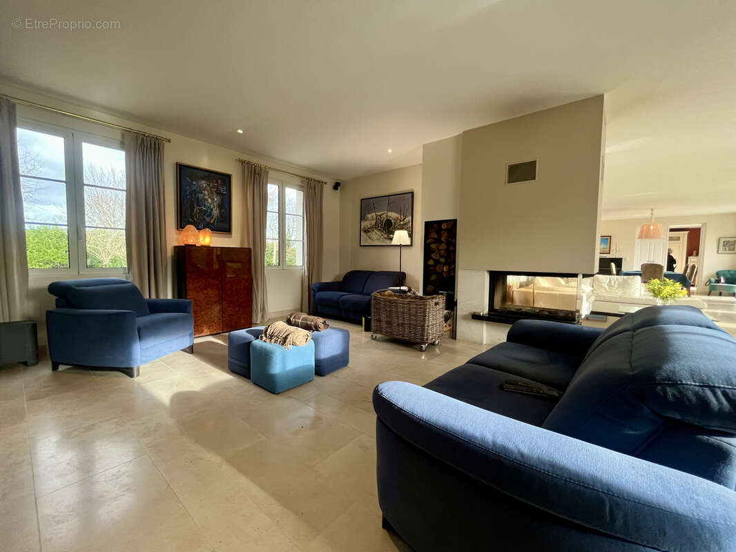 Maison à SAINT-MARTIN-DES-ENTREES