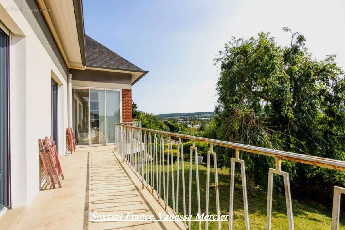 Belle propriété avec vue panoramique ! - photo 4