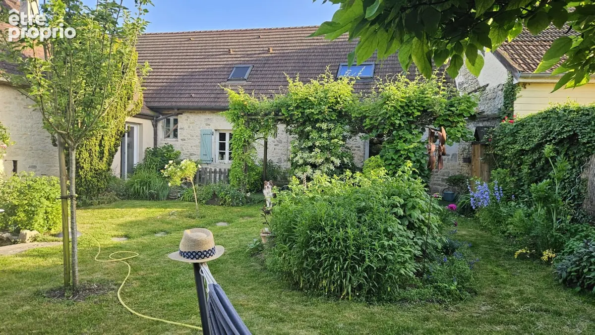 Maison  de Caractère en pierres de 202 m2 - photo 13