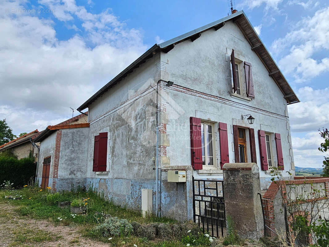 Maison à LE BREUIL