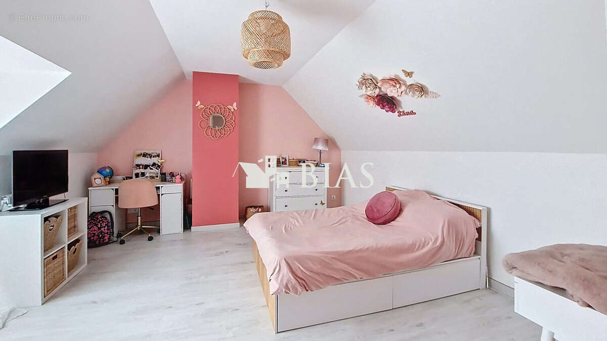 Maison à VOISCREVILLE