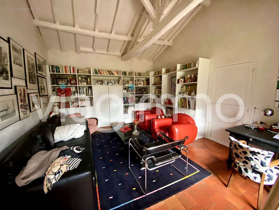 NUEIL-LES-AUBIERS  Maison de caractère 166m² - photo 9