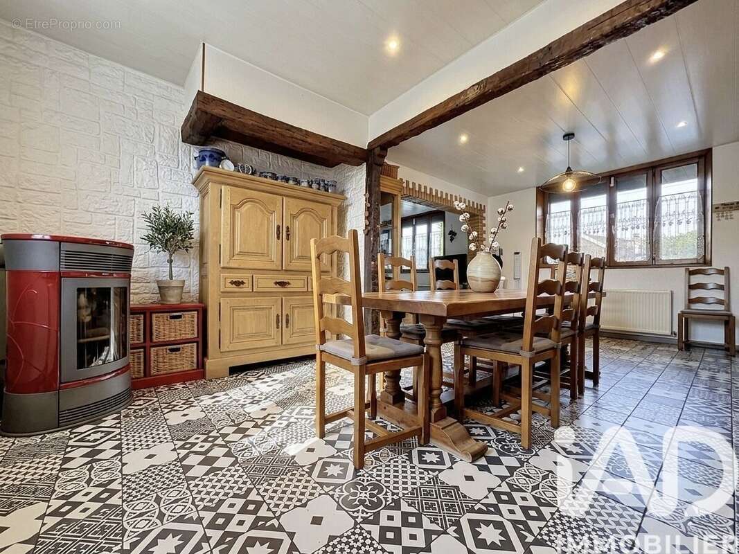 Photo 2 - Maison à LA FRANCHEVILLE