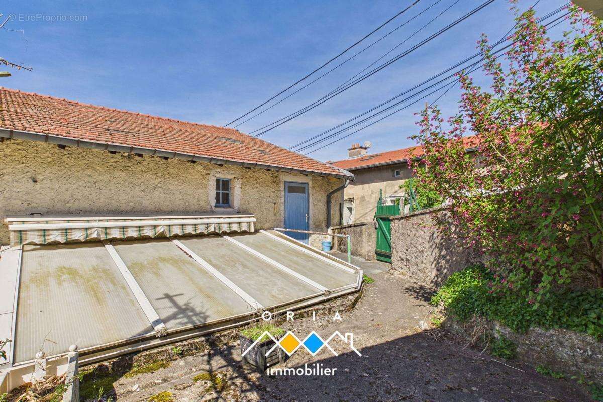 Maison ancienne avec jardin, potentiel – Villecey-sur-Mad - photo 19