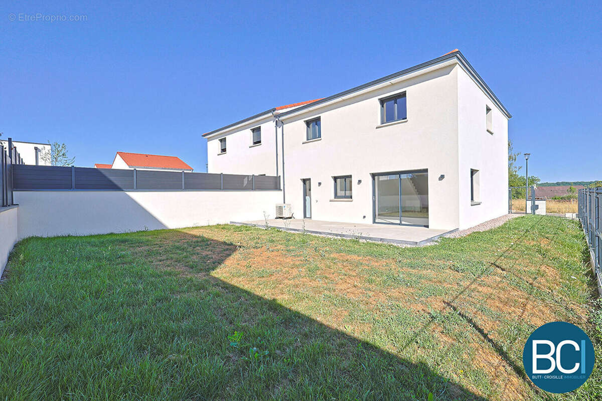 Maison à FLEVILLE-DEVANT-NANCY