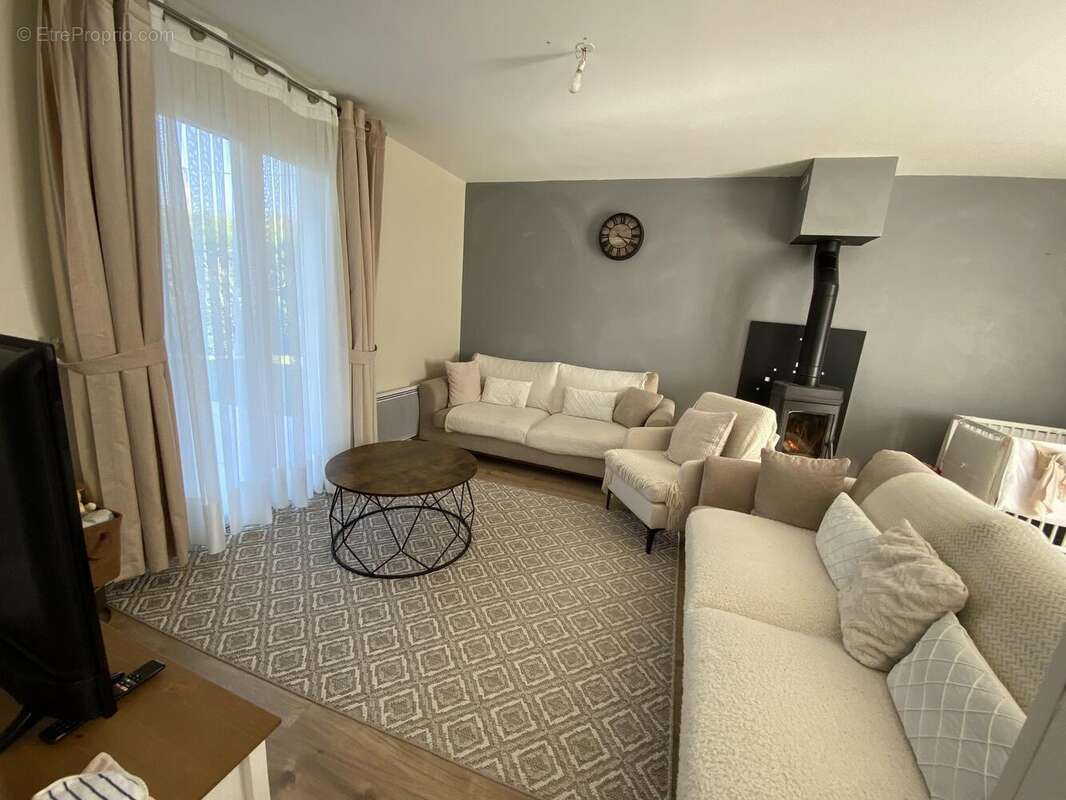 Photo 8 - Maison à PEYZIEUX-SUR-SAONE