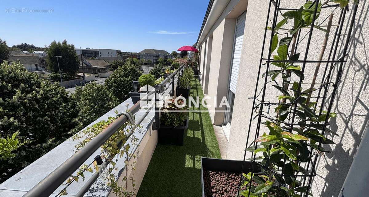 Appartement à SAINT-JEAN-DE-BRAYE