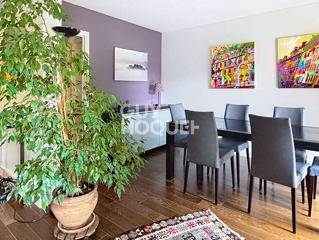 Appartement à VERSAILLES