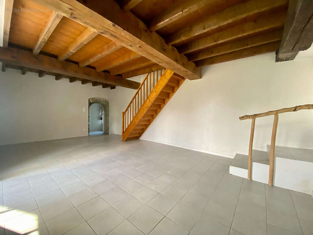 Appartement à OLORON-SAINTE-MARIE