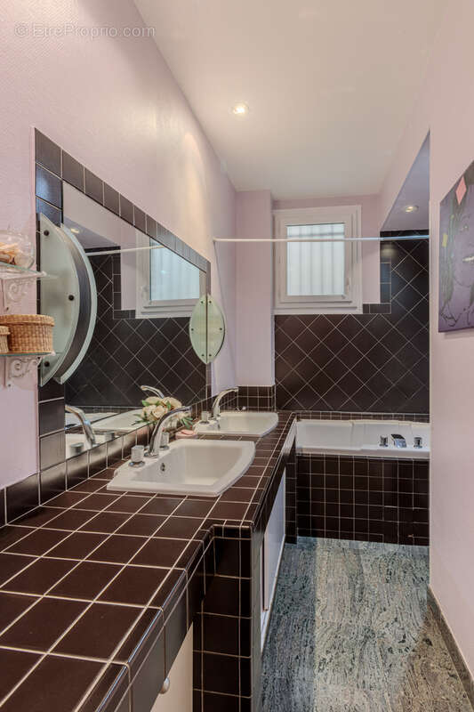 Magnifique appartement 3 pièces au cachet de l'ancien - 18ème arrondissement - photo 13