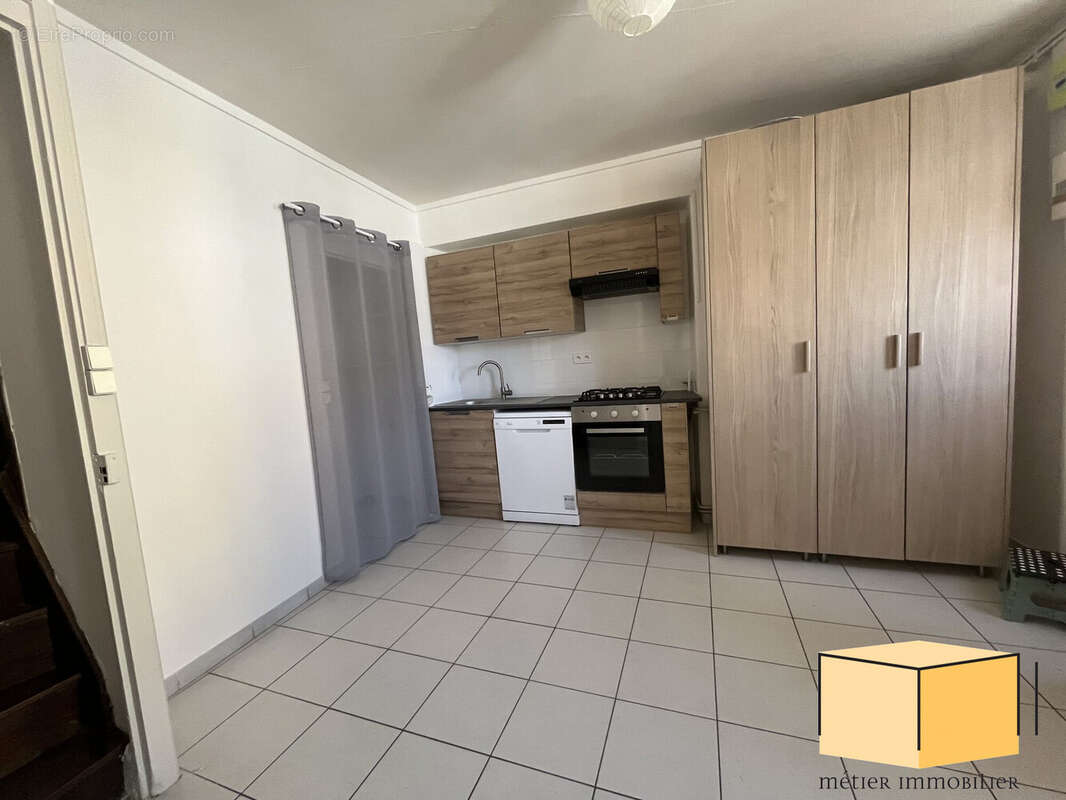 Maison 71 m² à Belley  - photo 2