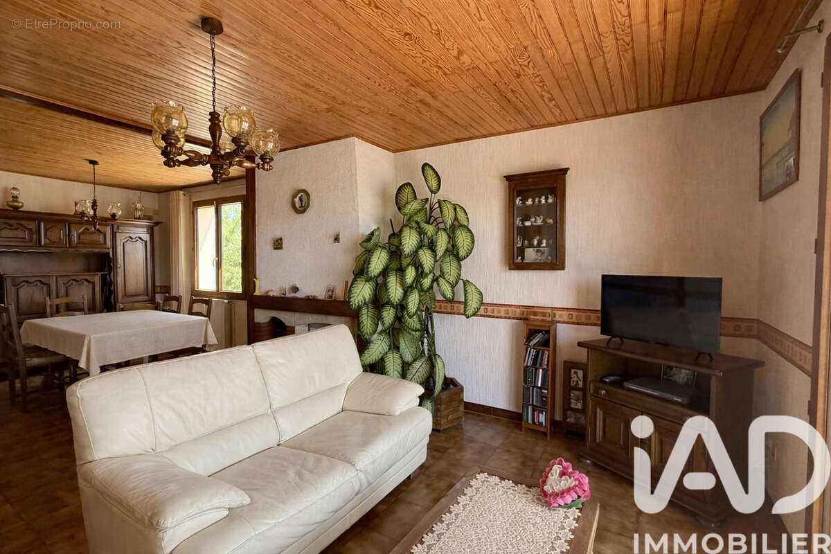 Photo 5 - Maison à MEYZIEU