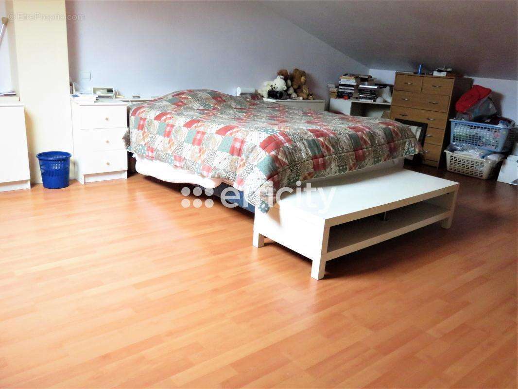 Maison à FLINES-LEZ-RACHES