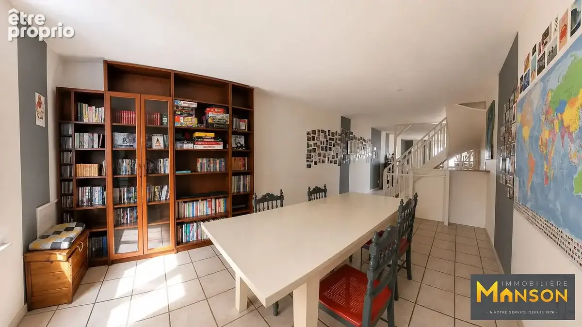 Maison 5 pièces 144 m² à vendre à Saint-Nicolas-De-Port (54210) - photo 2
