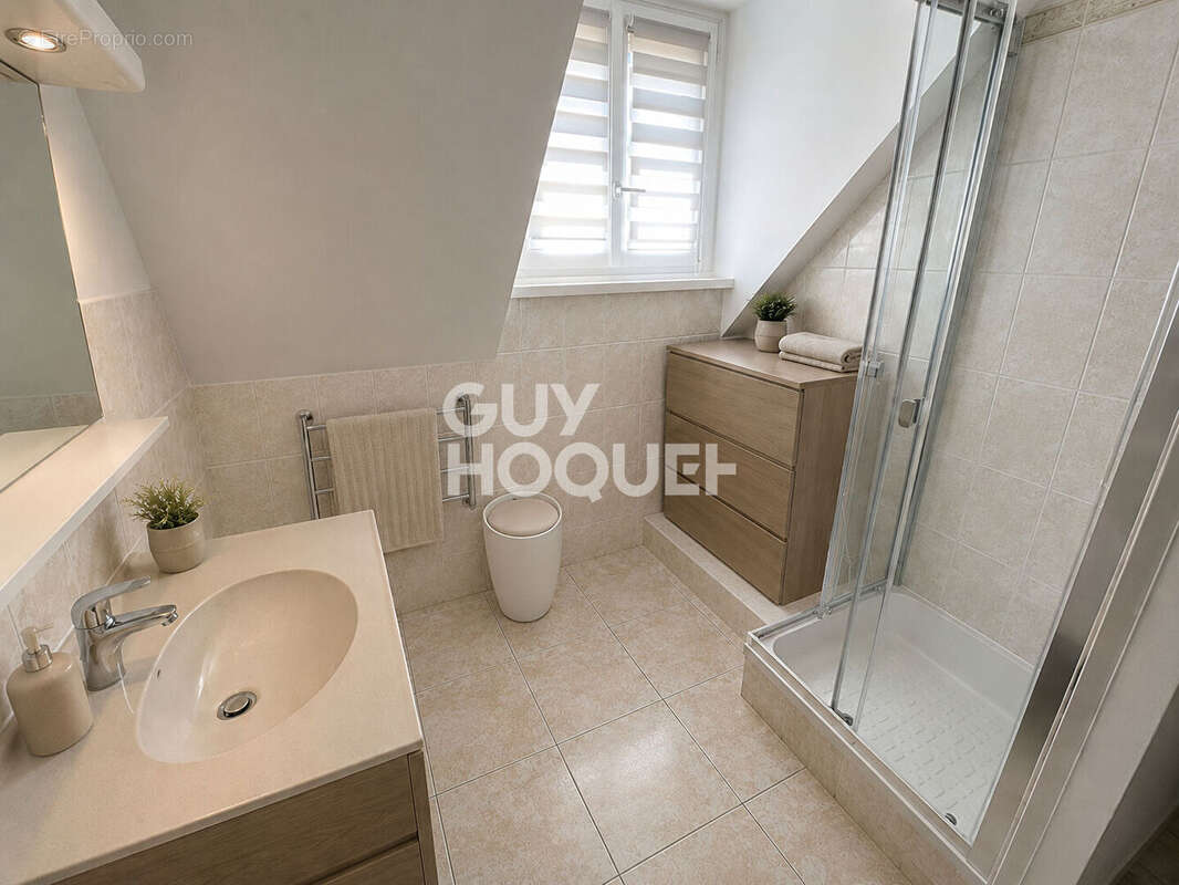 Maison à DOL-DE-BRETAGNE