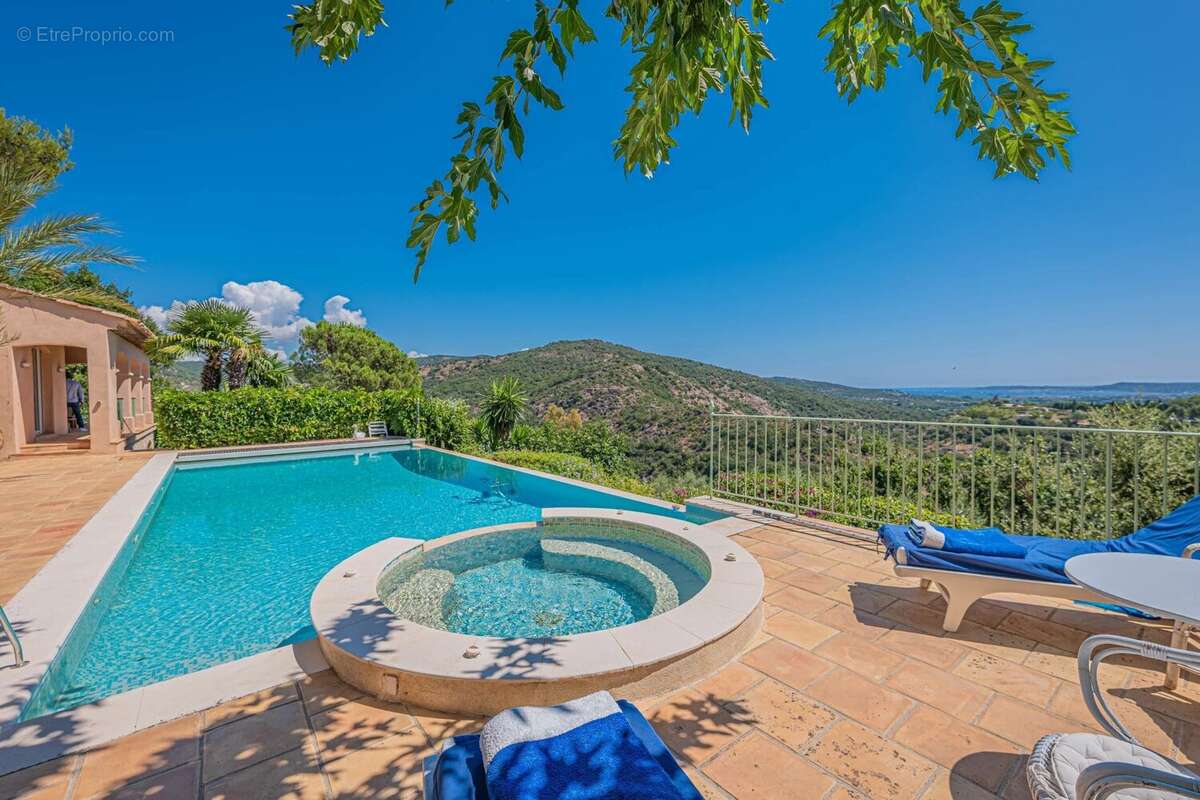 Maison à GRIMAUD