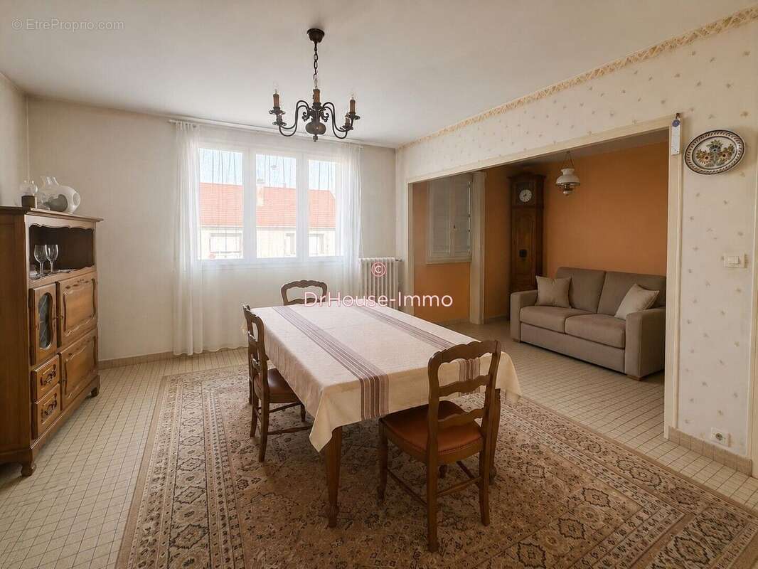Maison à LA FERTE-MACE
