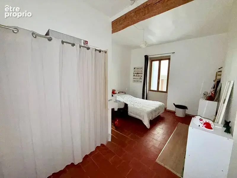 AGDE théatre,  grand appartement  de  54m²  environ . - photo 6