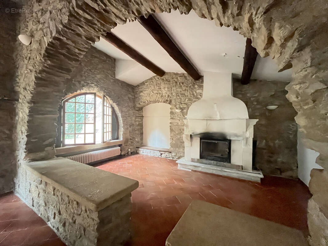 Maison à LANCON-PROVENCE