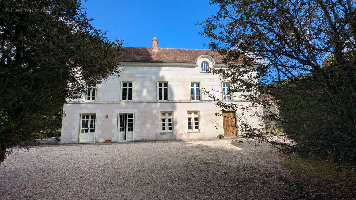 Maison à MONTRICHARD