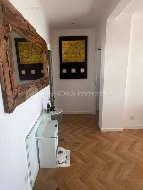 Appartement à ROQUEBRUNE-CAP-MARTIN