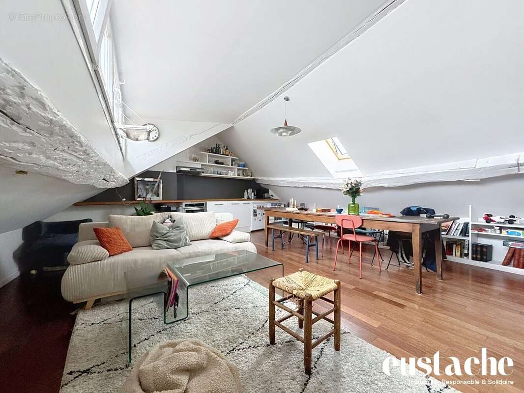 Appartement à PARIS-11E