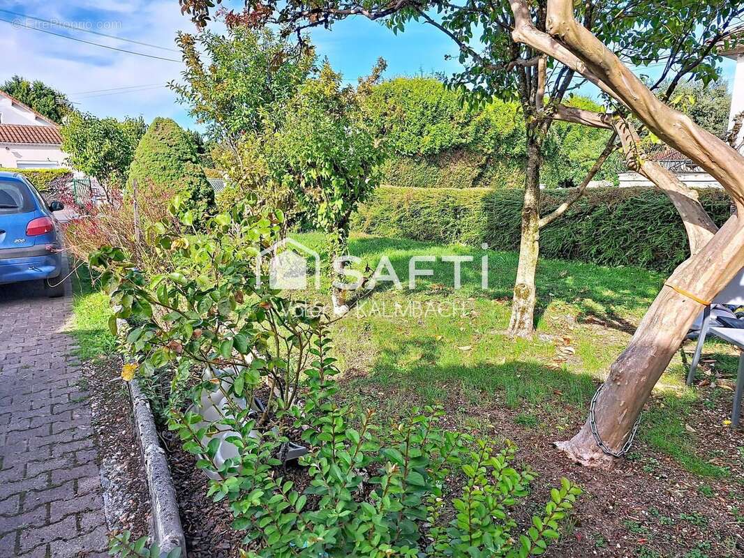 Photo 7 - Maison à CHATEAUBERNARD