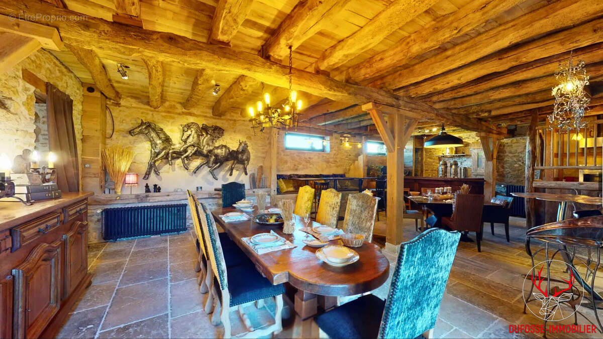 Maison à FIGEAC