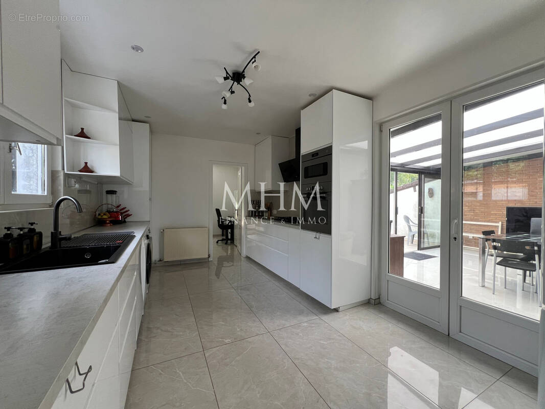 Plain-pied individuel 4 chambres et garage - photo 3
