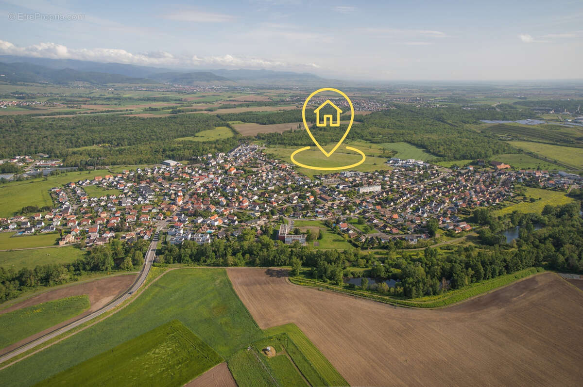 Terrain à STAFFELFELDEN