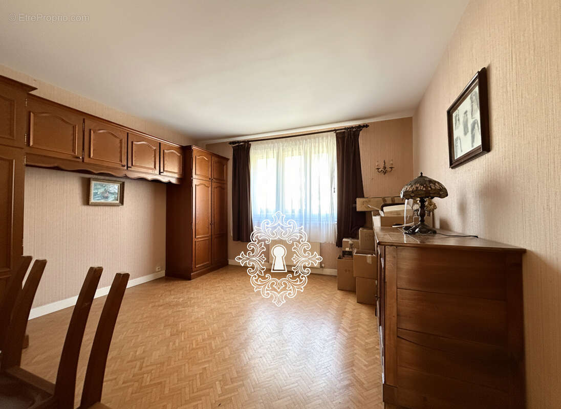 Maison à DONNEMARIE-DONTILLY