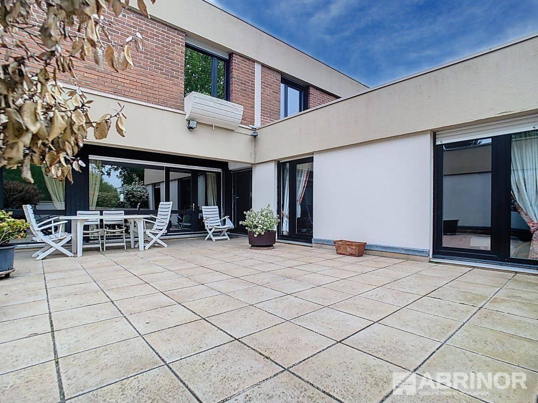 Appartement à VILLENEUVE-D'ASCQ