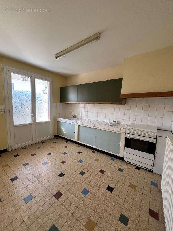 Maison 133 m² à La Rochelle  - photo 4