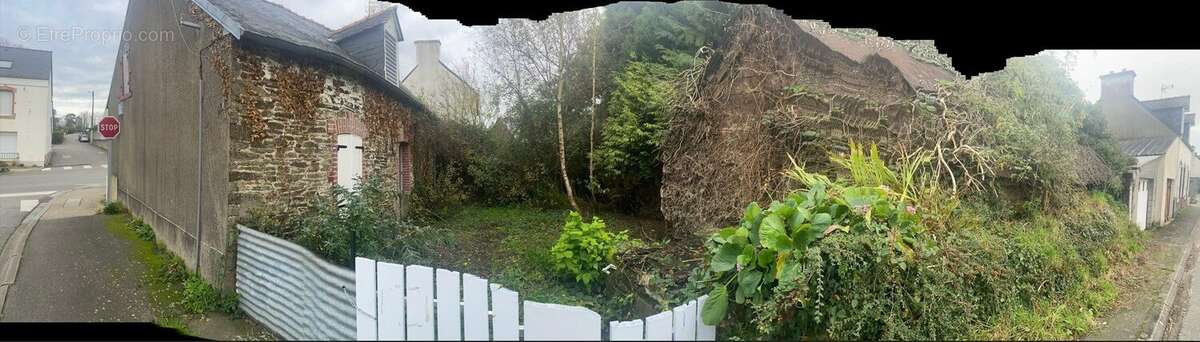 Maison à CARHAIX-PLOUGUER