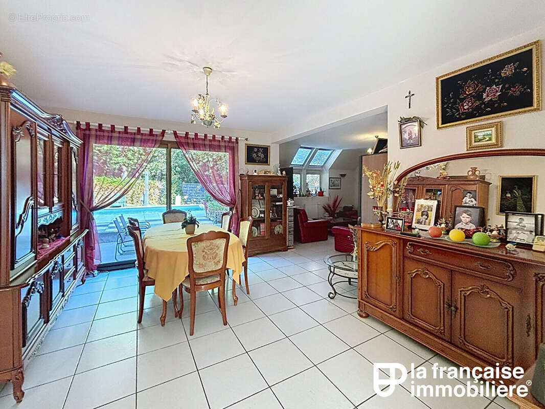 Maison T7 à vendre - Montfort Sur Meu - photo 2