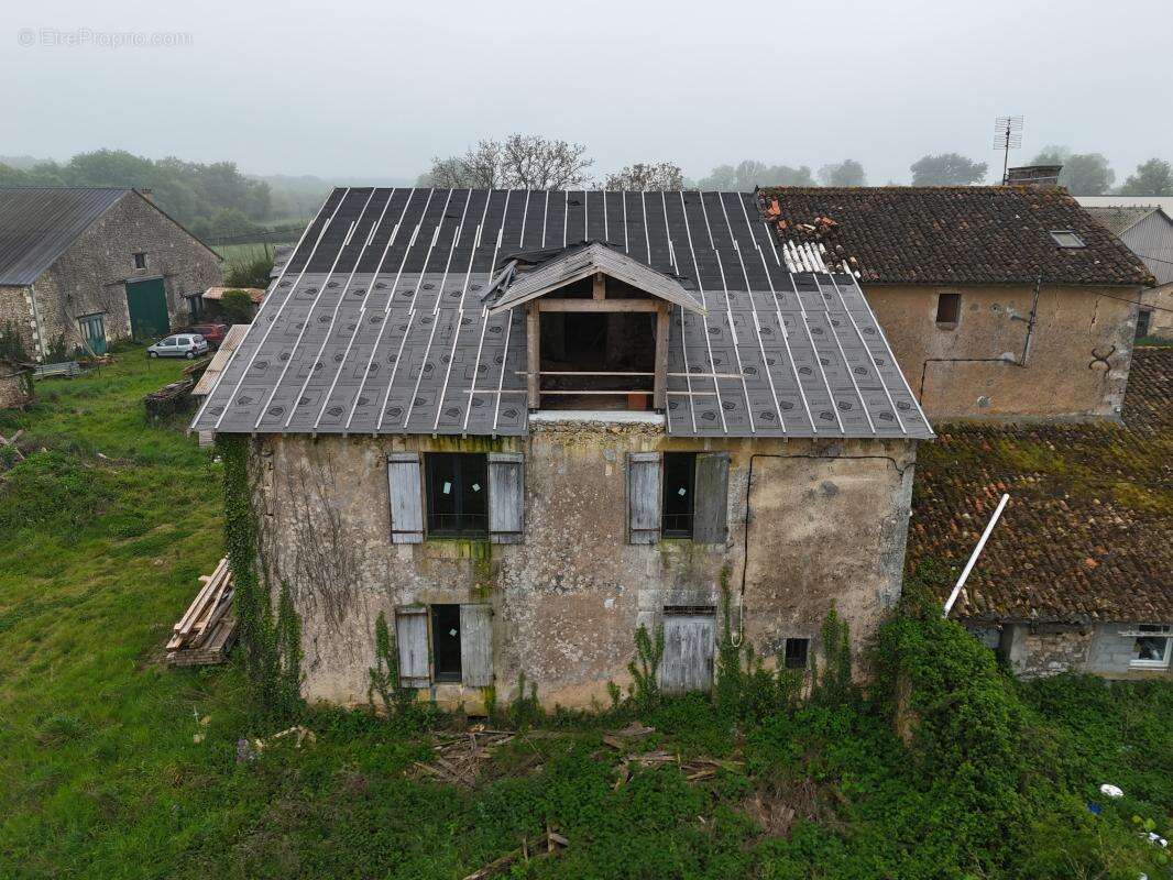 Maison 266 m² à Lavausseau  - photo 4