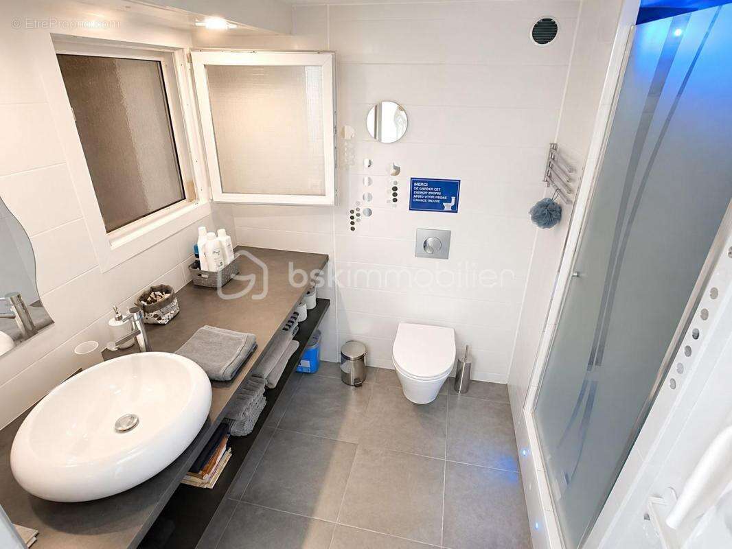 À vendre – maison familiale évolutive 130,50 m² – 4 chambres – 2 logements (t3 + t3) – jardin – terrasses – garage – toulon oues - photo 21