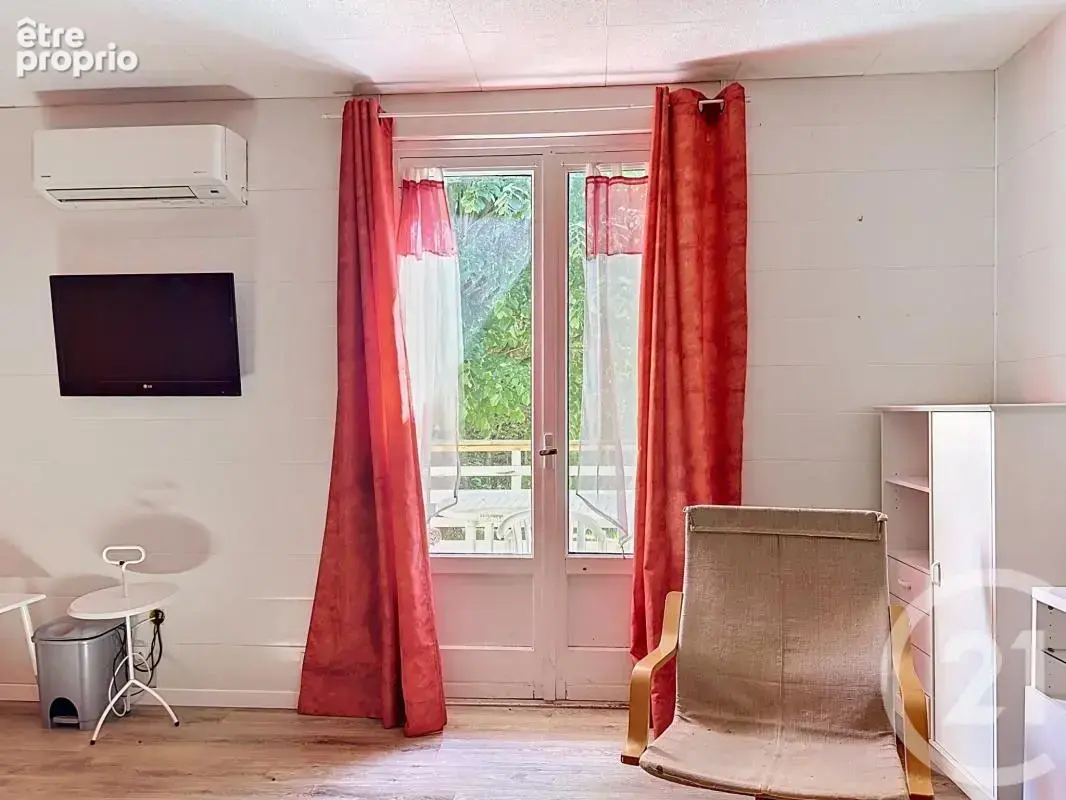 Maison 160 m² à Vienne  - photo 9